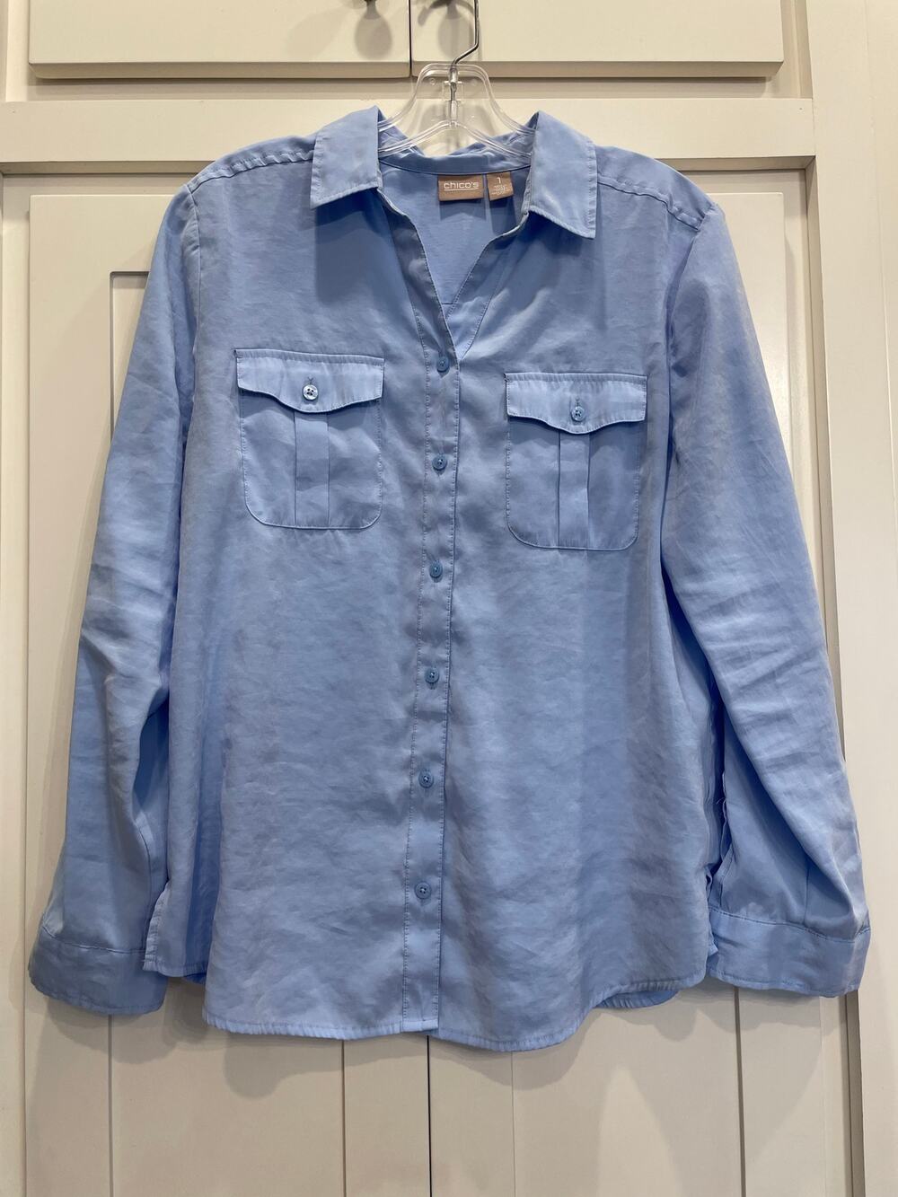 Chico's Blue Button up roll tab shirt size 1 (8) medium
